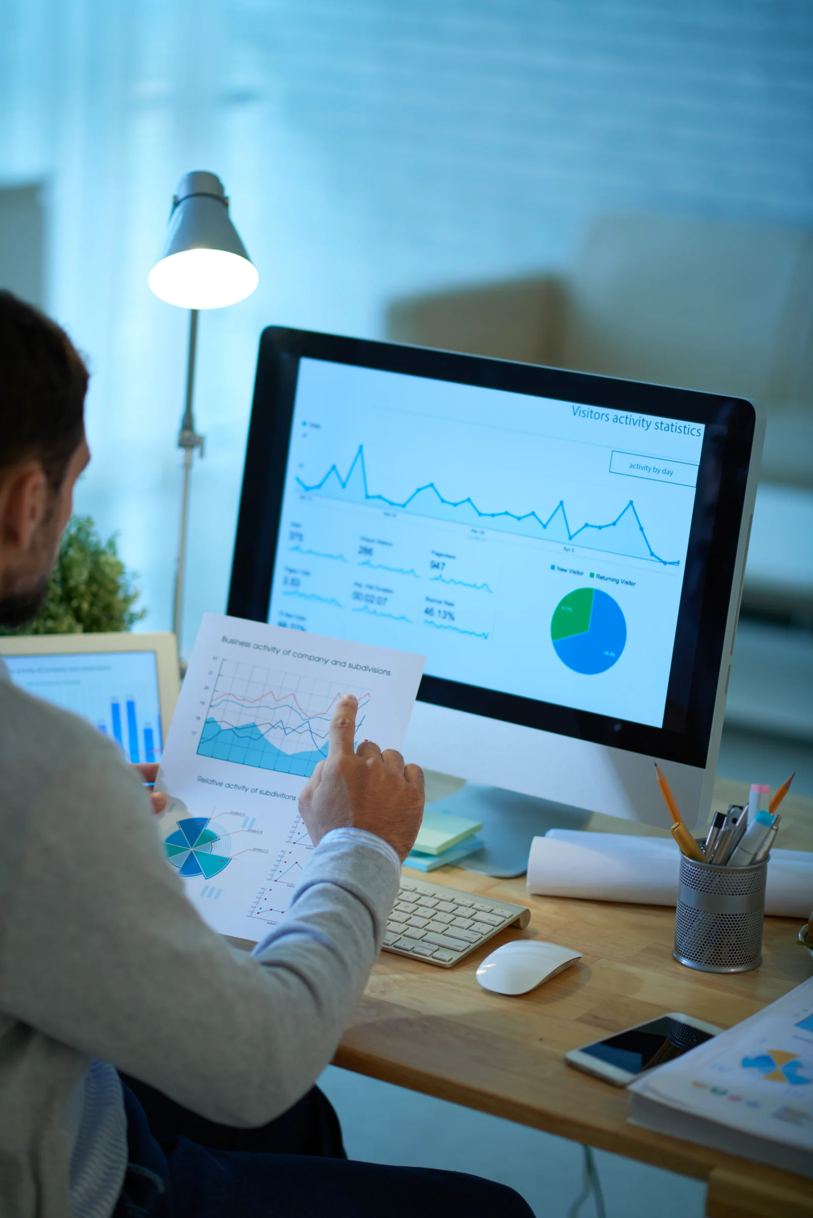 Deep competitive SEO research and keyword analysis